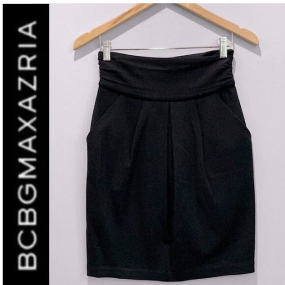 BCBG Black  Soft Pleated Pocket Skirt - Picture 3 of 11